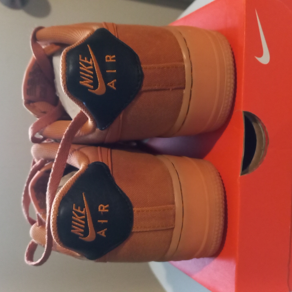 NIKE AIR FORCE 1 MONARCH GUM